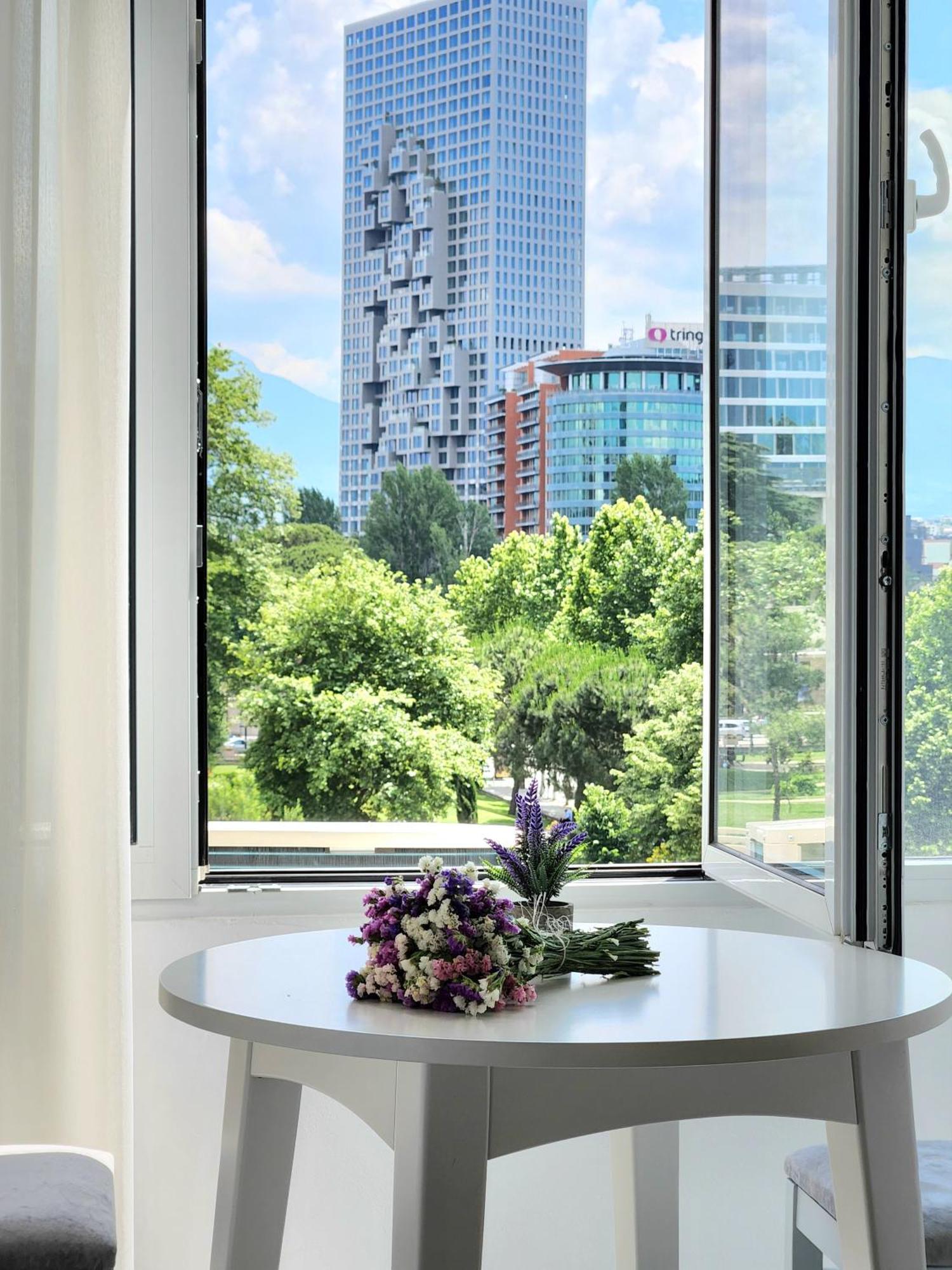 Central Tirana Apartment Getaway Ngoại thất bức ảnh