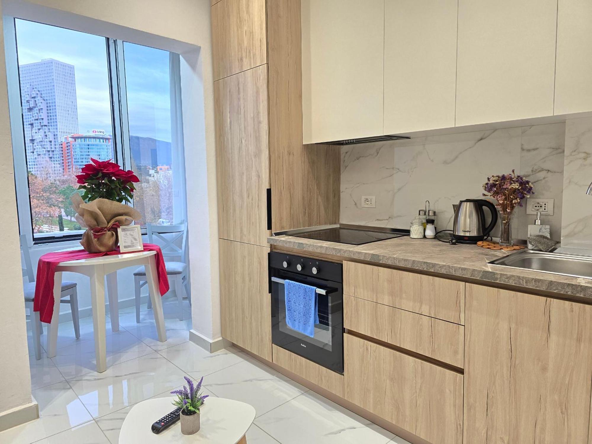 Central Tirana Apartment Getaway Ngoại thất bức ảnh